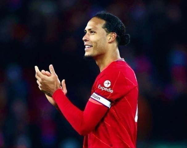 中国冰壶男队5-2轻取菲律宾：迎落选赛三连胜！对手遭压制提前认输