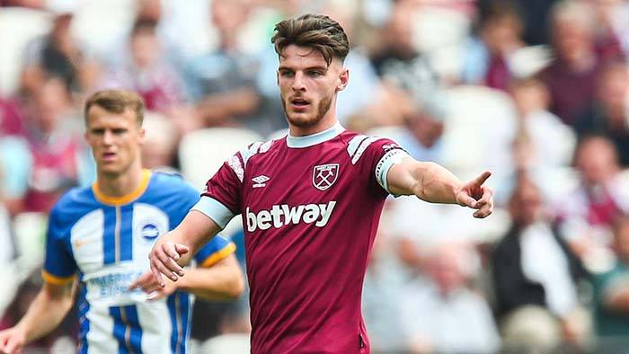 泪目，若塔遗孀被邀请到葡萄牙超级杯现场，全场球迷起立致意