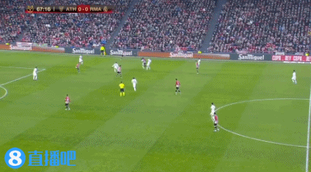 球队末节逆转成功，战术调整显著