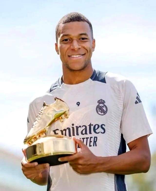 比赛集锦：RB莱比锡2-0不莱梅